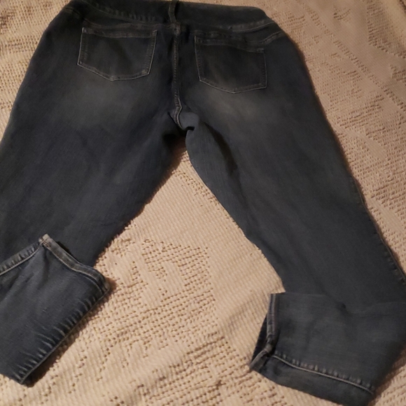 TORRID Jean's - Picture 5 of 8